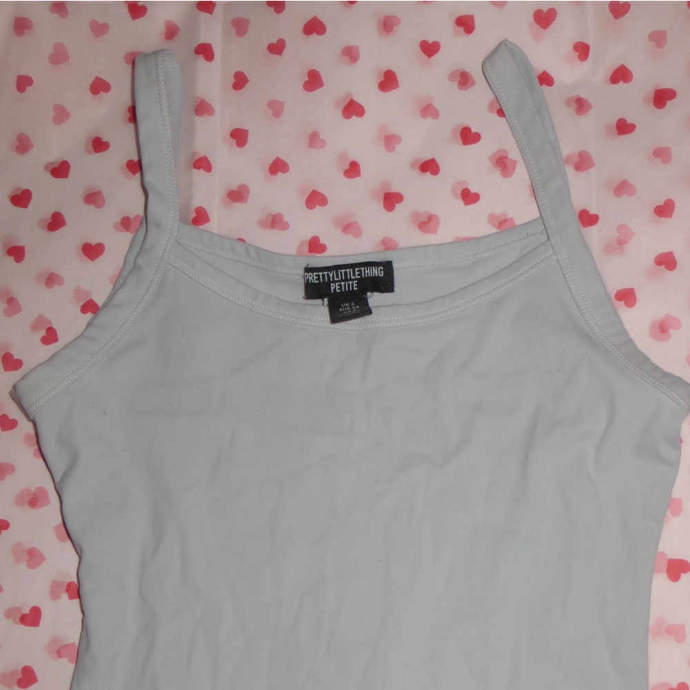 Pretty Little Thing Petite White Snatched Sculpt Cami Strap Crop Top.